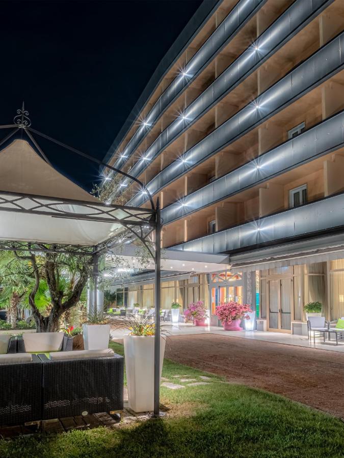 Hotel Terme Cristoforo Abano Terme Exterior photo